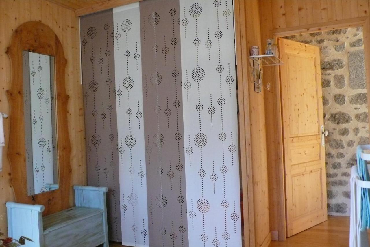 Bed and Breakfast Chez Geppetto Saint-Georges-Nigremont Экстерьер фото